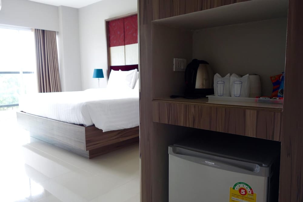 V Hotel Ubon Ratchathani 11/45