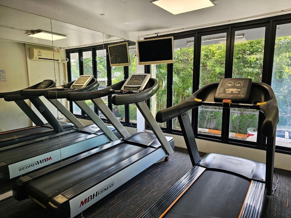 R1 Nimman Hotel Chiangmai 24/47