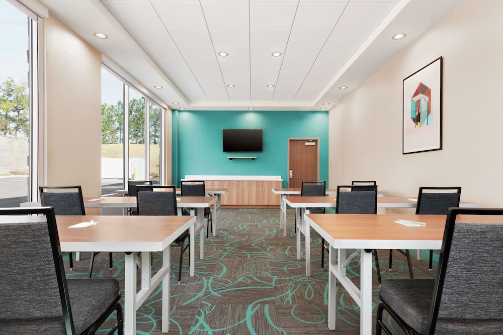 Home2 Suites By Hilton Columbia Harbison 40/50