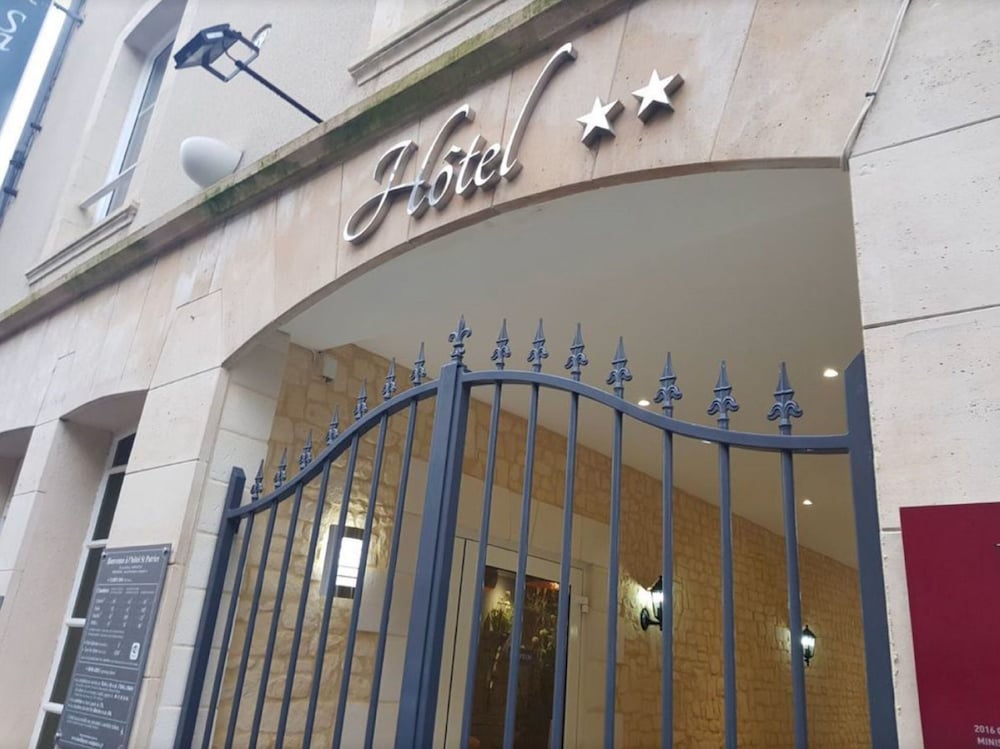 Hotel Le Saint - Patrice 1/67
