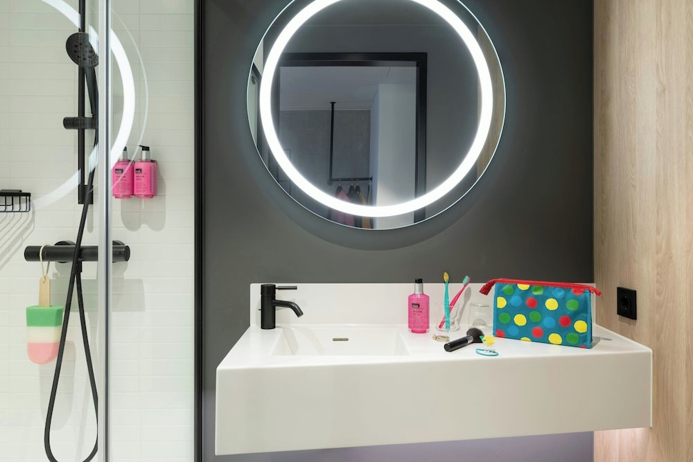 Moxy Outletcity Metzingen 41/45