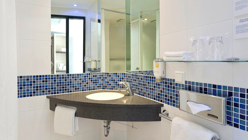 غرفة قياسية بسرير فردي، HOLIDAY INN EXPRESS SINGEN 4/6