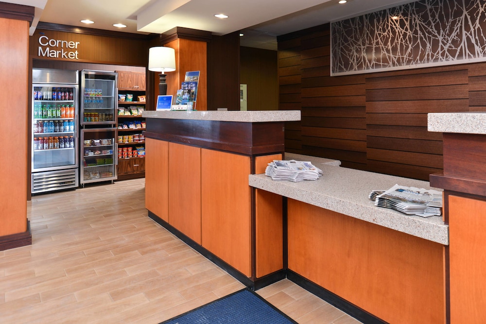Fairfield Inn And Suites Bloomington 10/66
