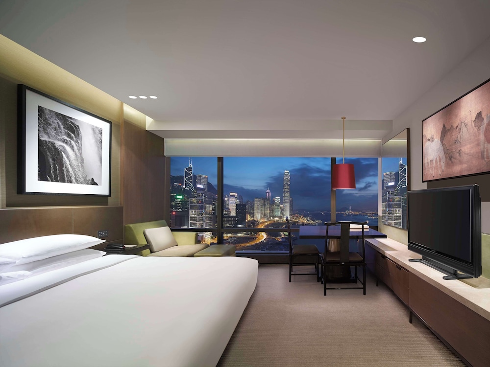 GRAND HYATT HONG KONG 18/69