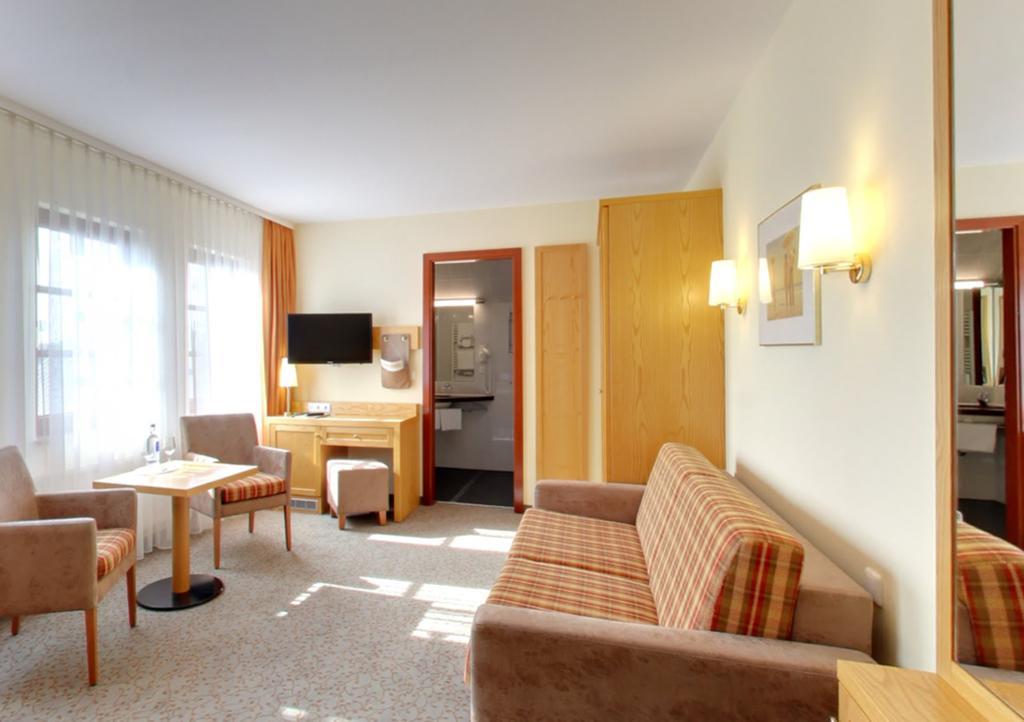 Ringhotel Warnemunder Hof 14/22