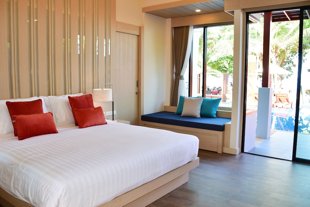 Lanta Sand Resort And Spa 18/71