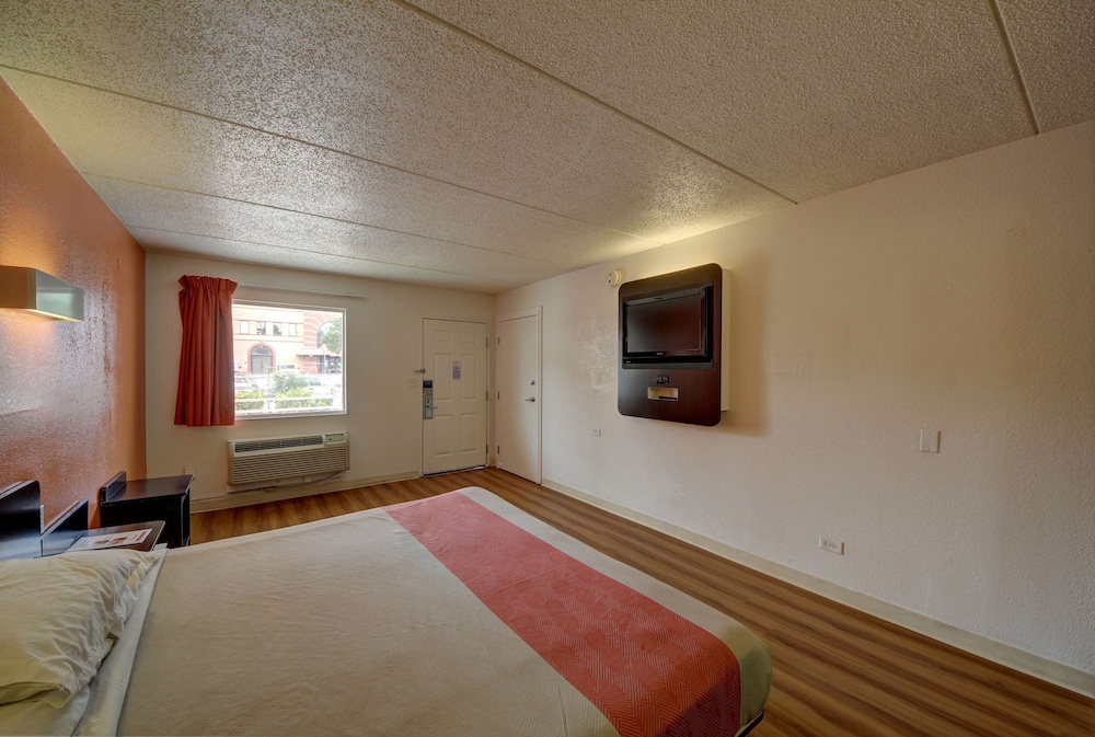 STANDARD, KING BED