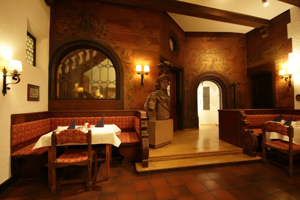 Hotel Zum Ritter St Georg 41/50