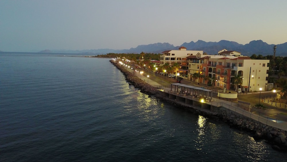La Mision Loreto Hotel 65/75