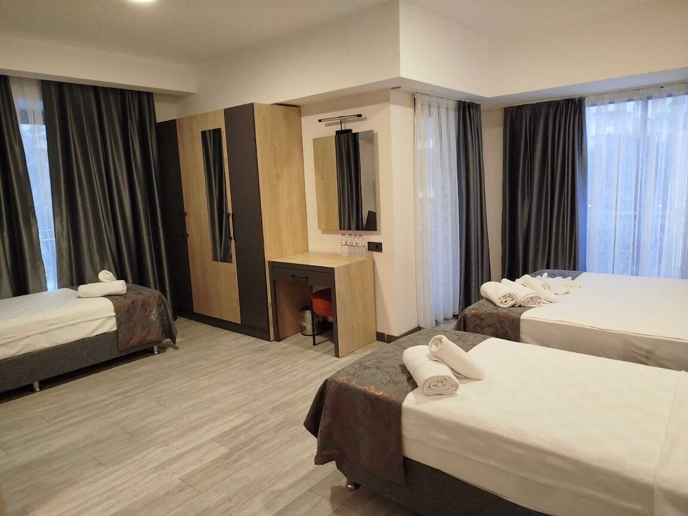 Irenic Hotel 23/49