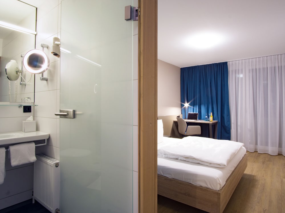 Hotel Berlin 23/52