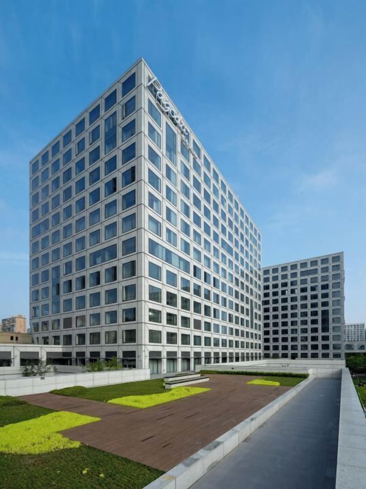 SSAW Pagoda Design Hotel Hangzhou Zijingang in HANGZHOU