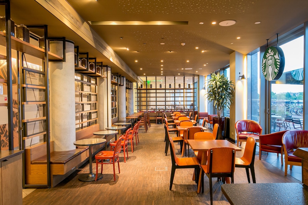Doubletree By Hilton Amsterdam Centraal Station 68/88