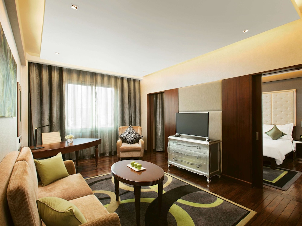 Movenpick Hotel Hanoi Centre 103/121