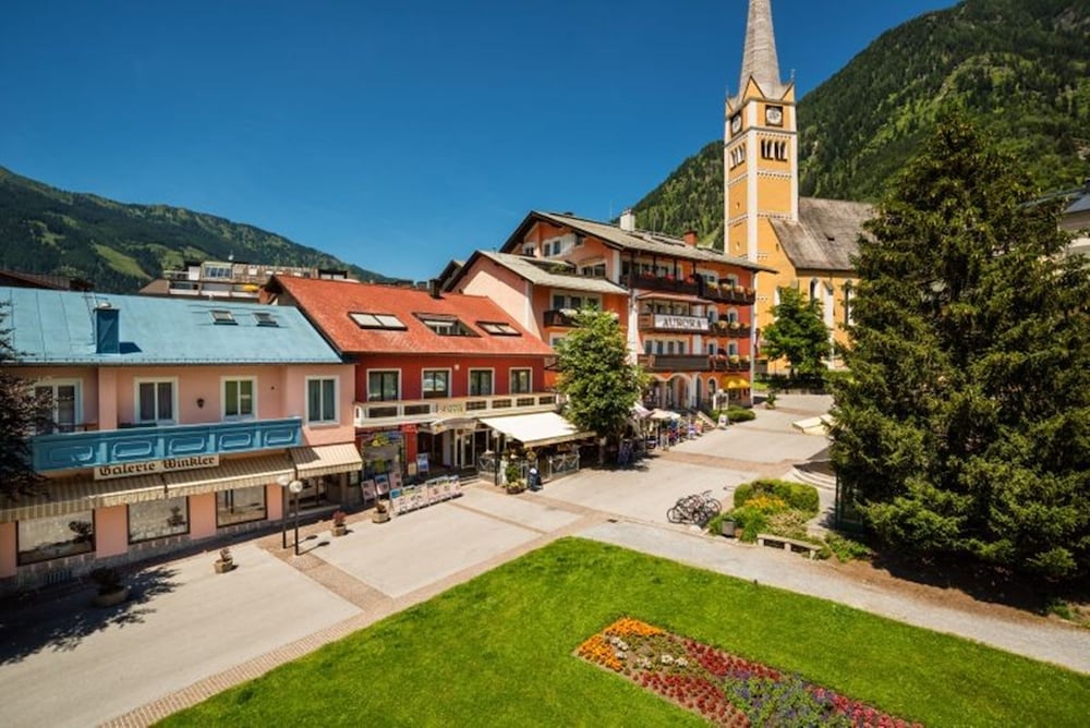 Appartmenthaus Aurora 42/50