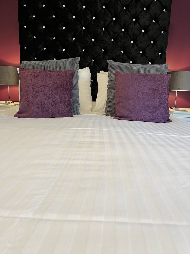 The Millbrook B & B 5/50