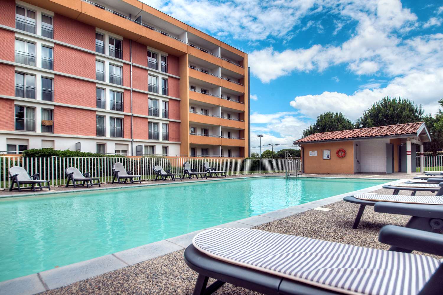 Comfort Aparthotel Toulouse Metropole 3/41