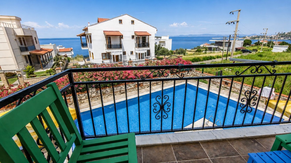 Karaburun Konak Hotel 5/50