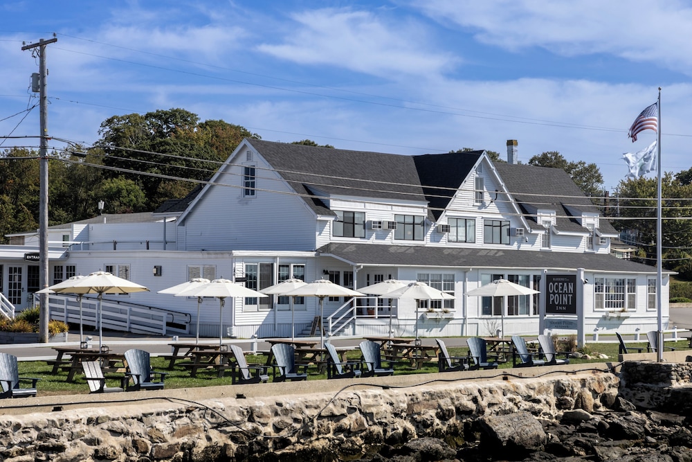 Bluebird Ocean Point Inn 1/47