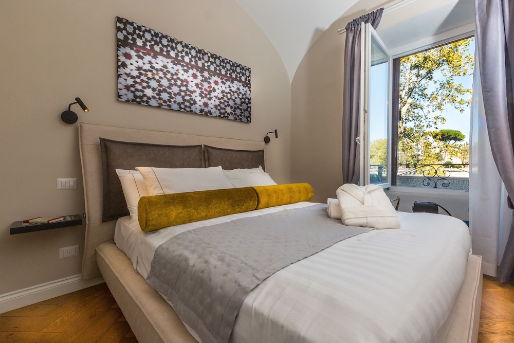 Palazzo Baj Guest House In Trastevere 6/50