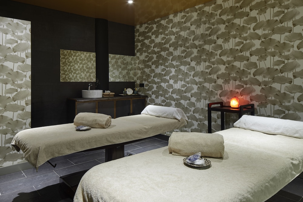 Hotel Villa Antilla 35/71