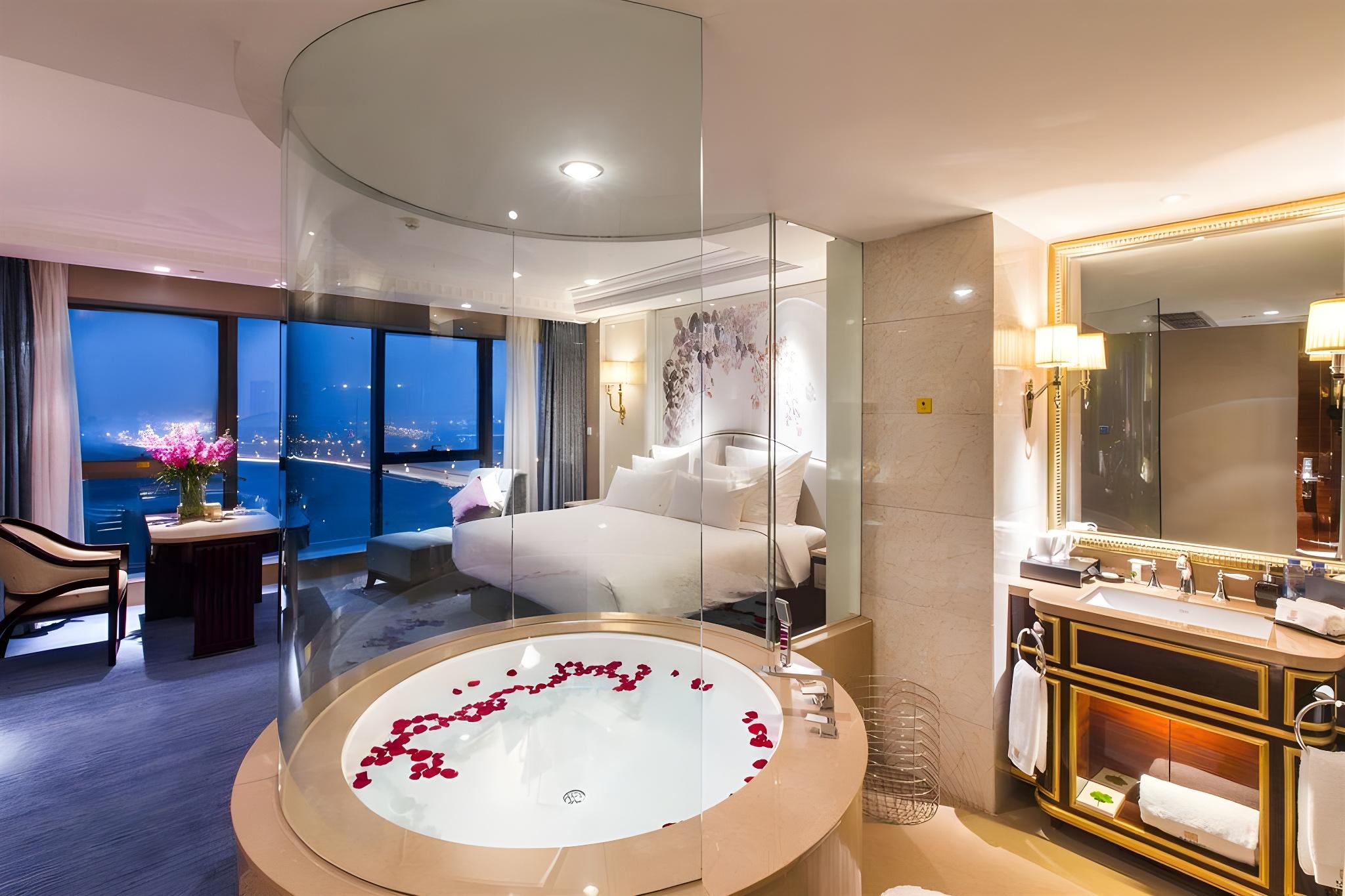 Deluxe, King Bed, Urban View، Kasion International 3/3