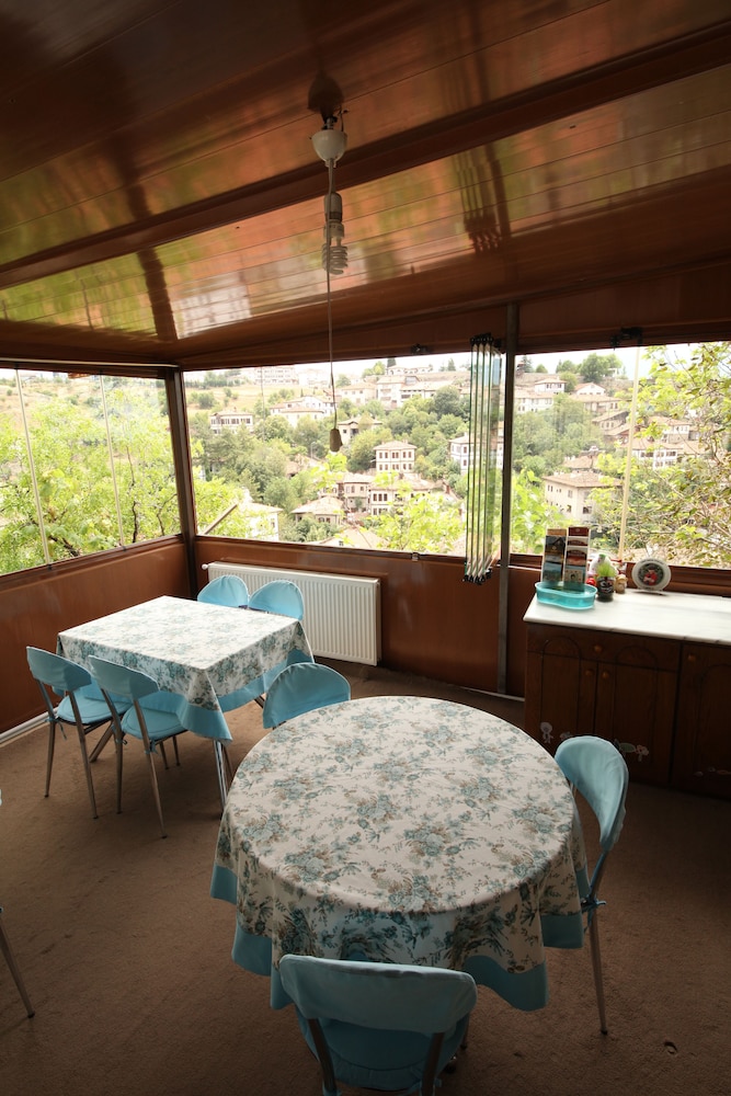 Efe Guest House 22/34