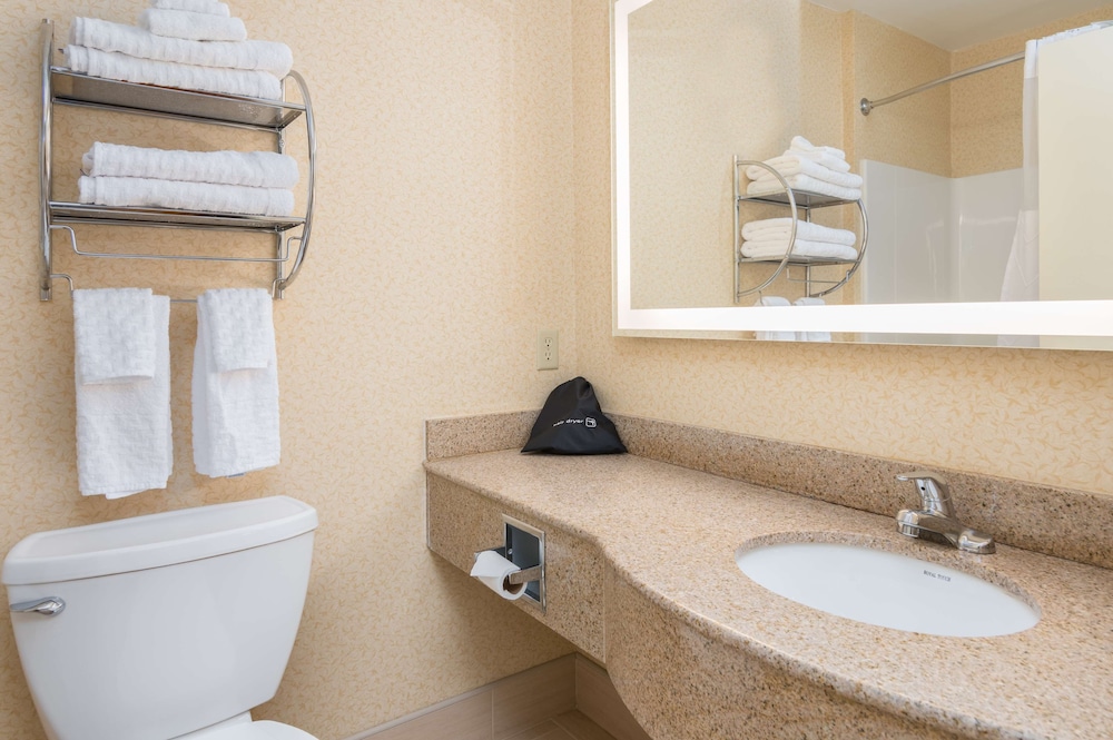 Best Western Plus Keene Hotel 17/63