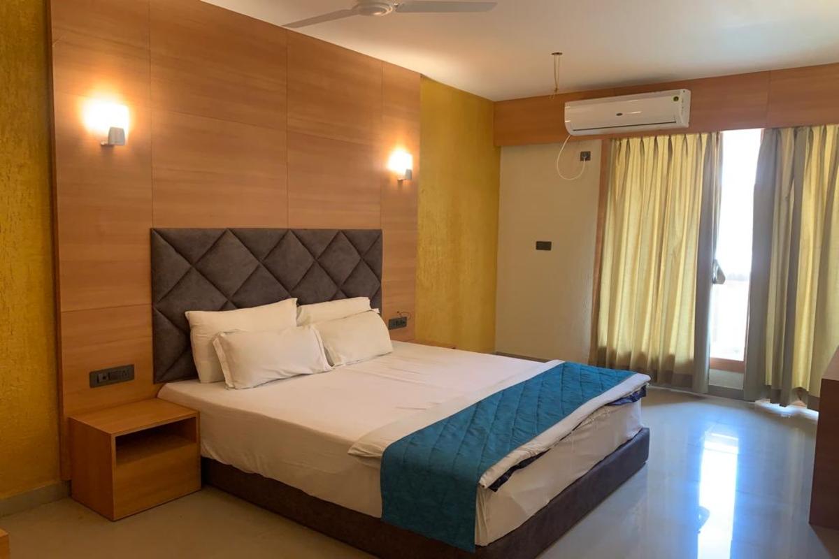HOTEL KINGS CROWN MANDARMONI 19/37