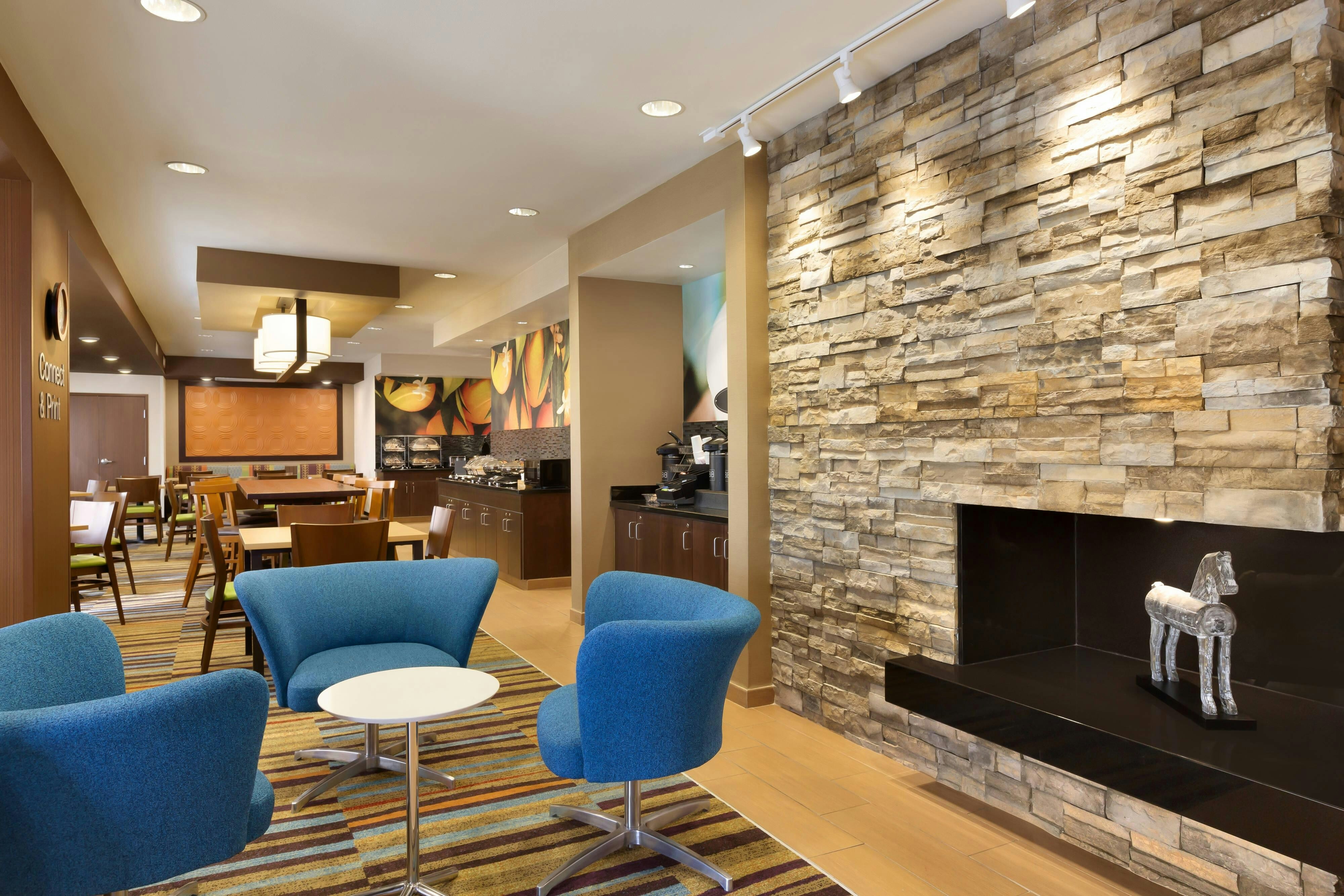 Fairfield Inn Suites Colorado Springs Air Force Academy 24/33