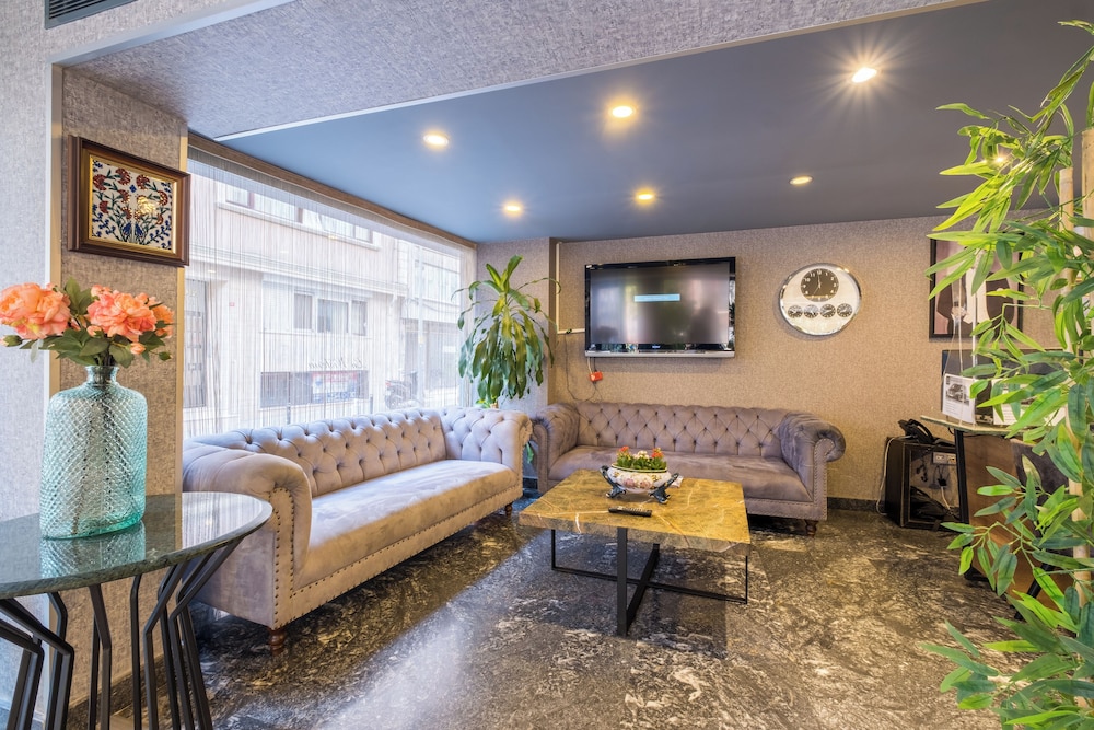 La Wisteria Boutique Hotel 52/66