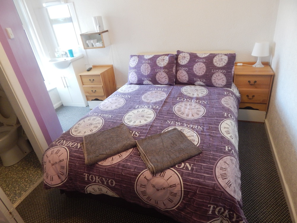 Llanryan Guest House 29/39