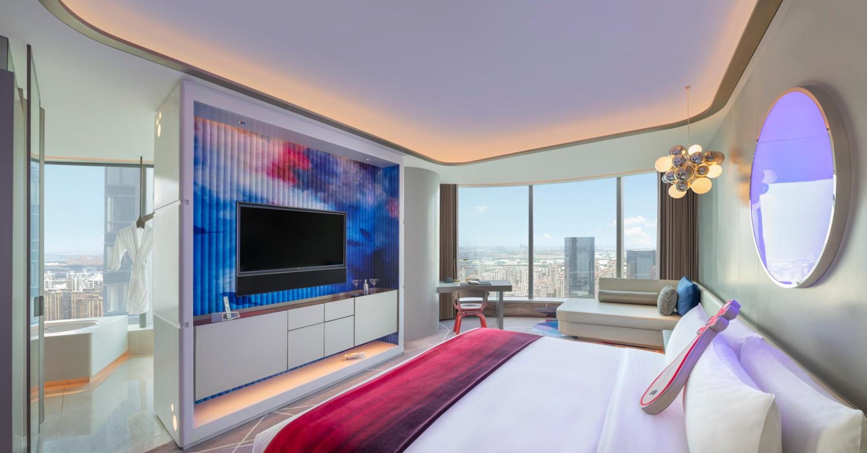 Wonderful, Guest Room, King Bed, City View
