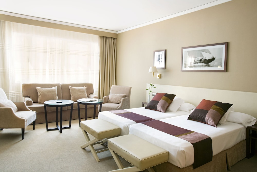 Hotel Conqueridor Ex Medium 14/72