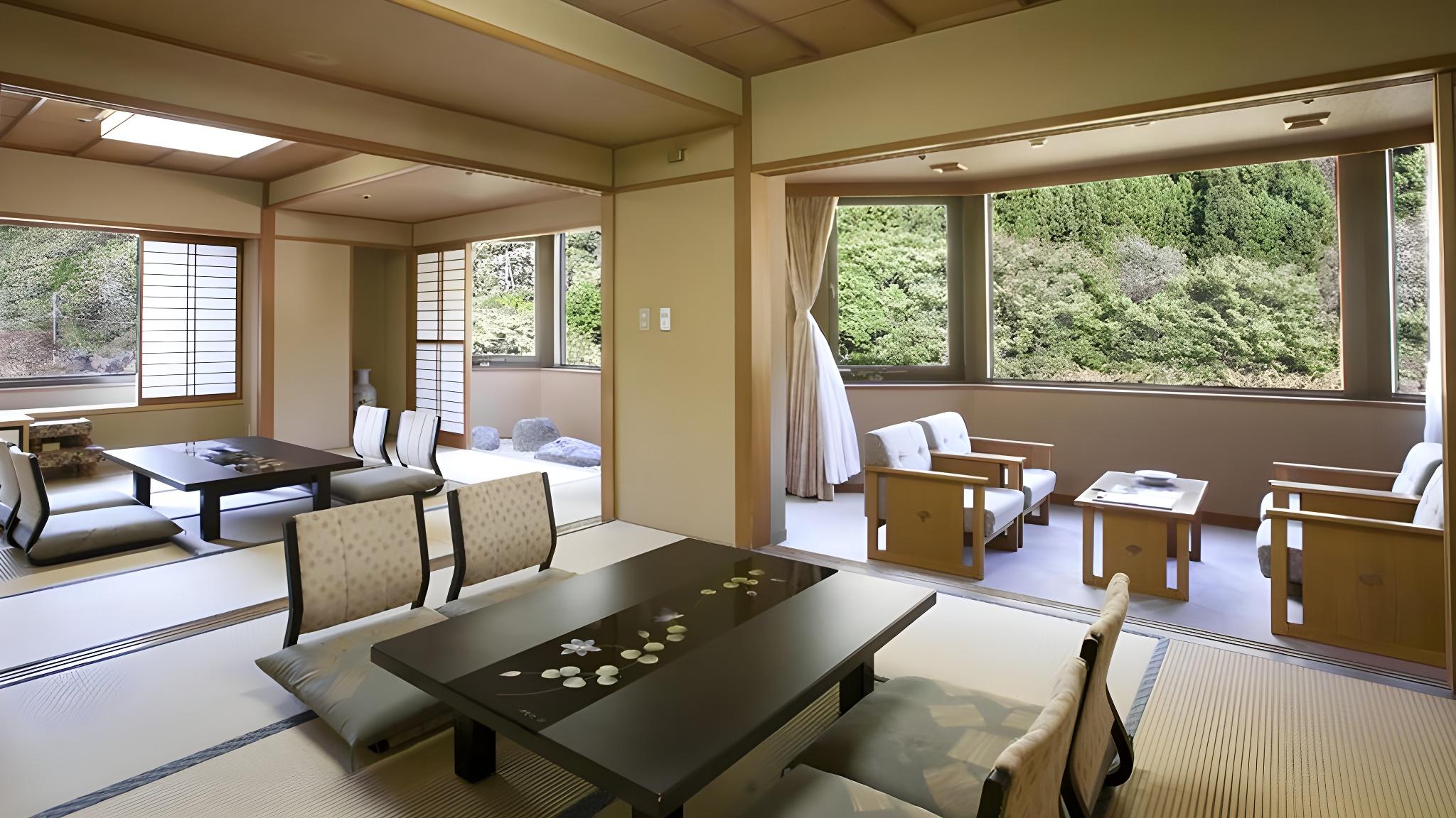 Suite, Scenic View, Corner