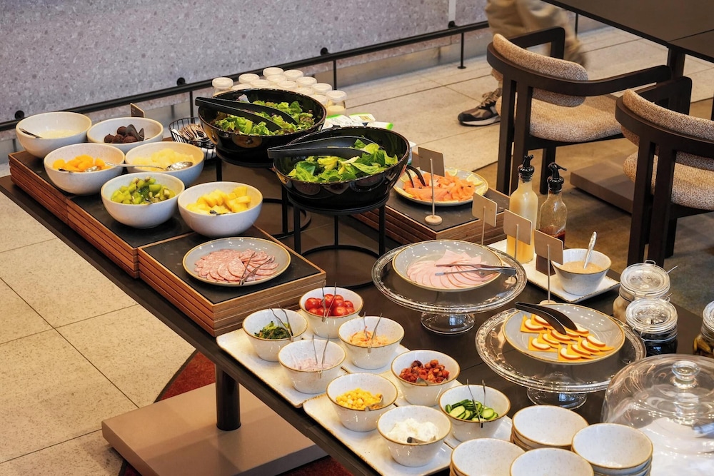 YOTEL Tokyo Ginza, Select by Hilton 33/50