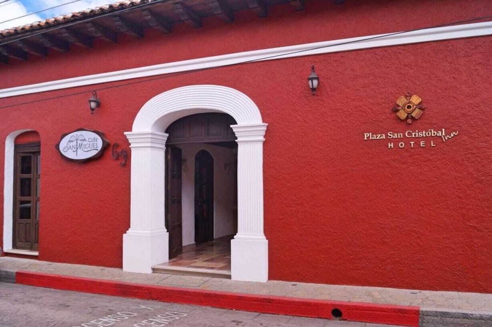 Plaza San Cristobal Inn 2/50