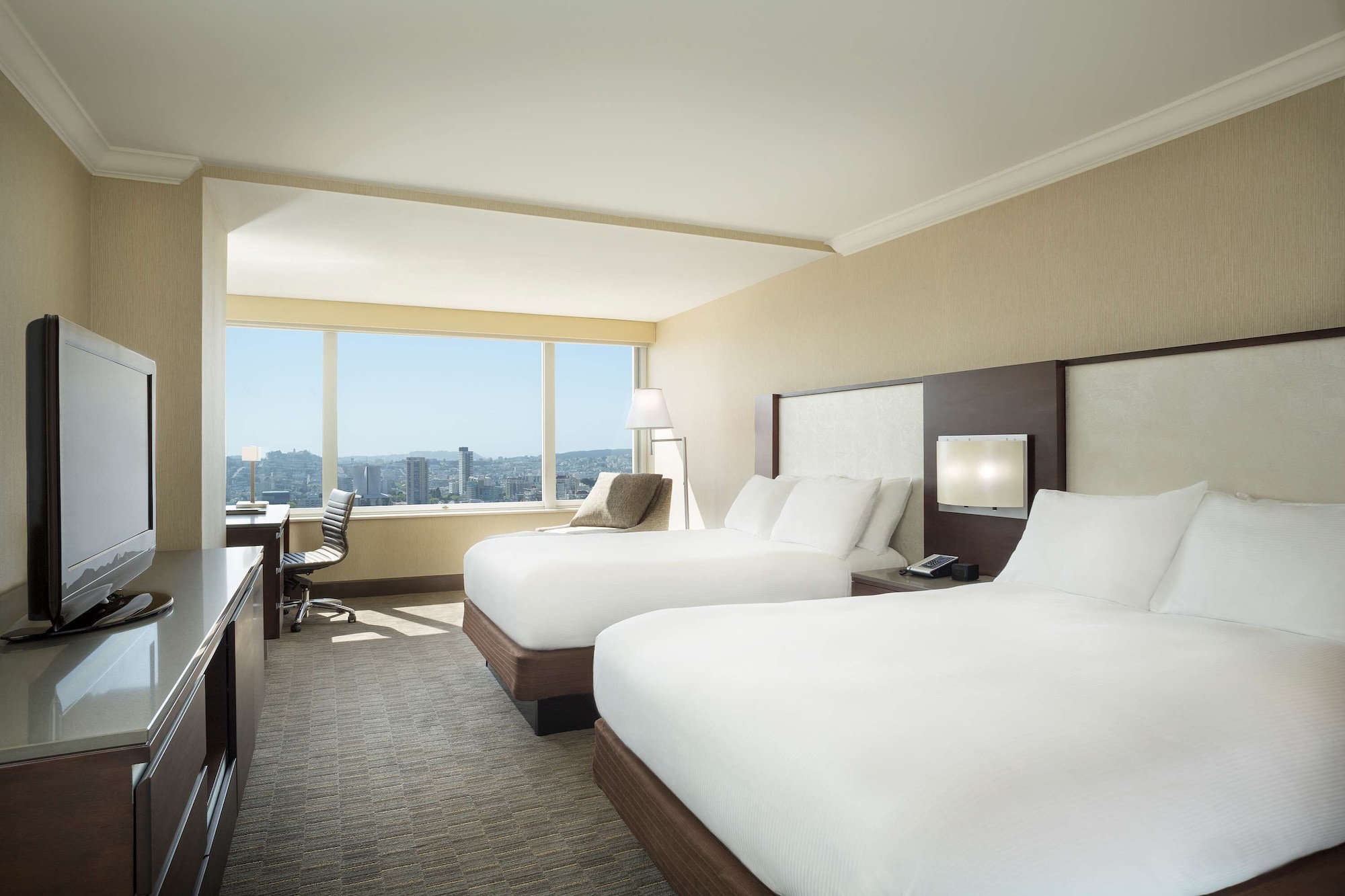 ROOM, 2 DOUBLE BEDS, SKYLINE VIEW