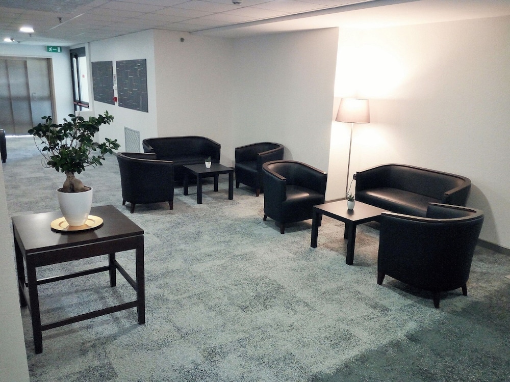 Mercure Rome Leonardo Da Vinci Airport 27/50