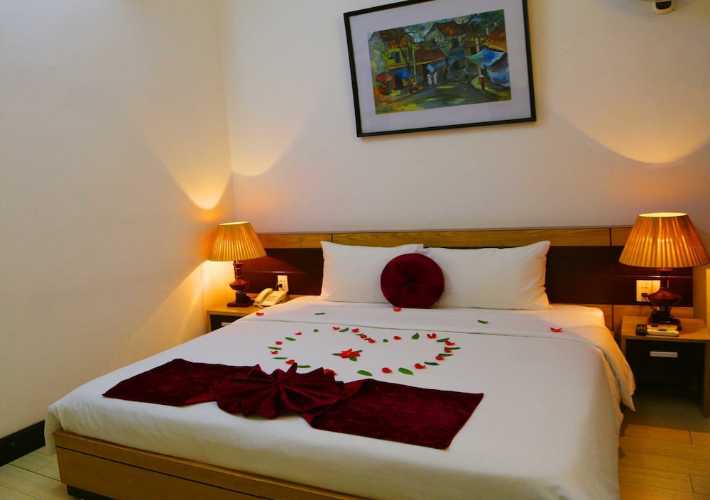 Family Holiday Hotel 11/50