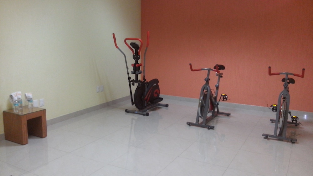 Hostalia Hotel Expo And Business Class 38/60