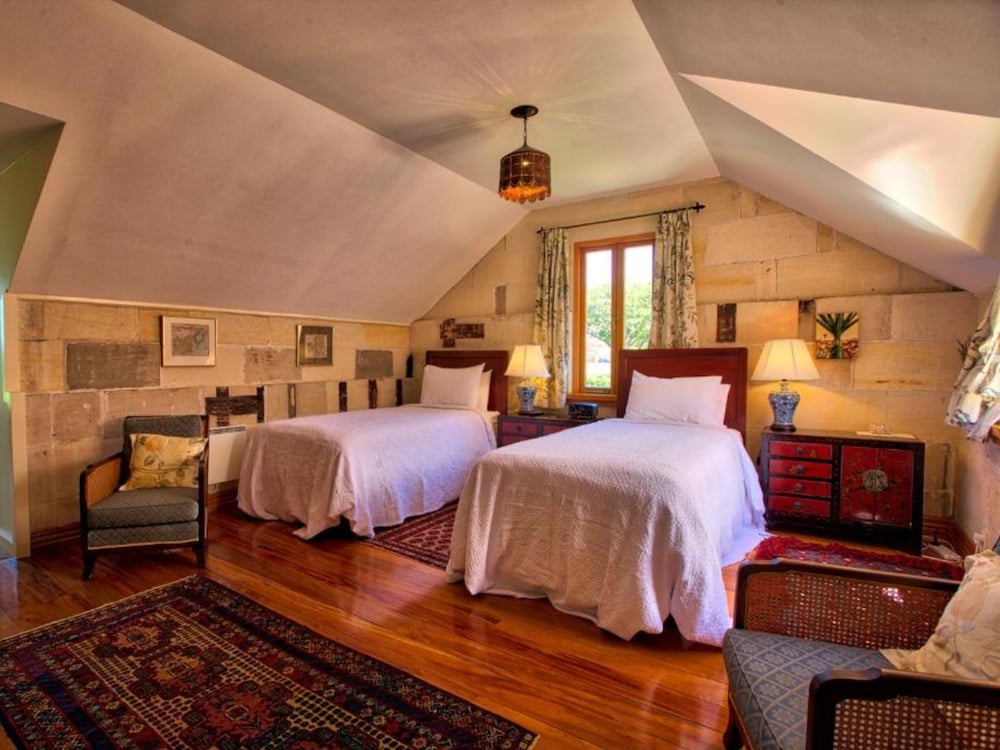 Park, King Bed, Sofa، PEN-Y-BRYN LODGE 7/10
