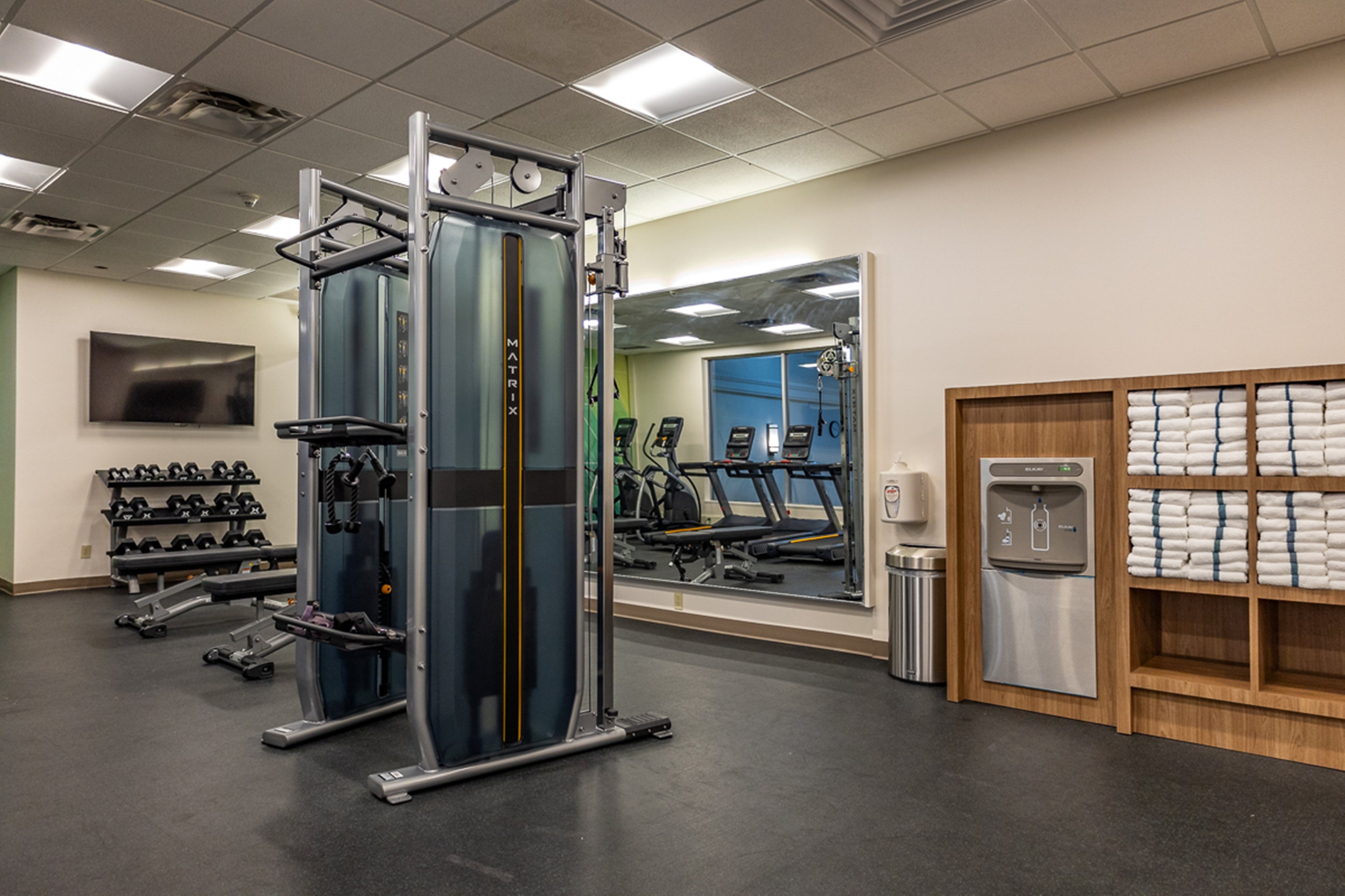 Holiday Inn Hotel Suites St Catharines Conference Ctr 38/81