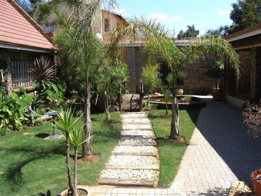 Kalahari Guest House 38/50