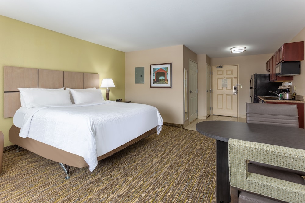 Candlewood Suites South Bend Airport, an IHG Hotel 16/48