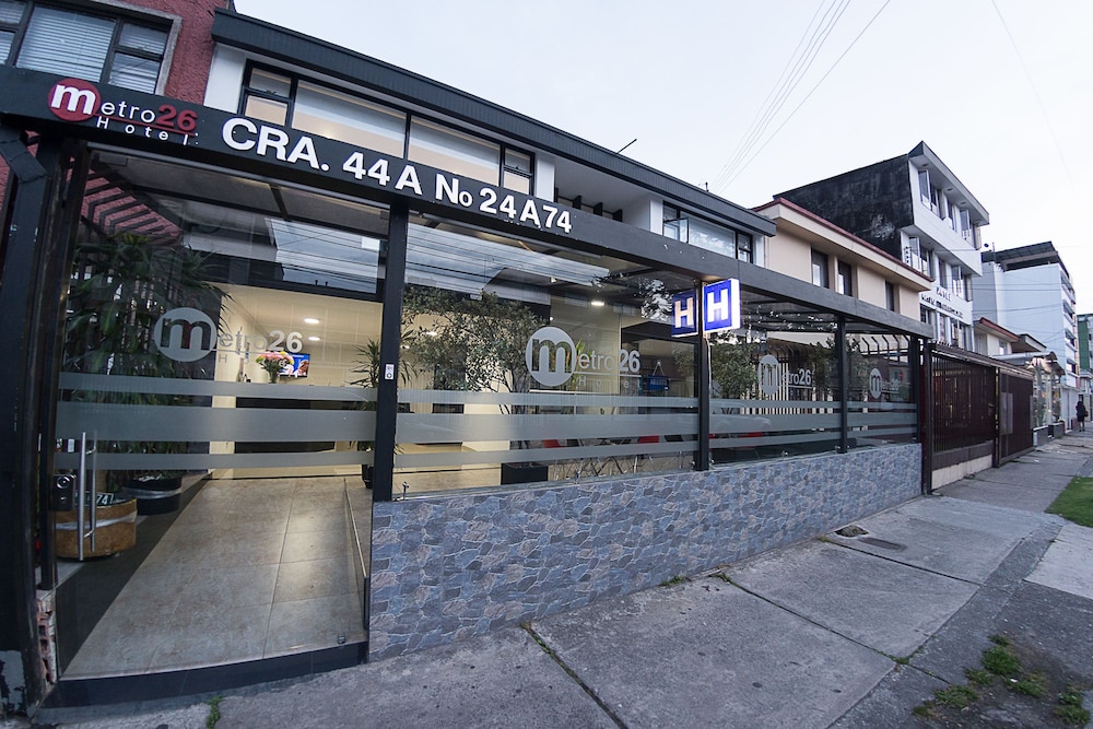 Hotel Metro 26 3/63