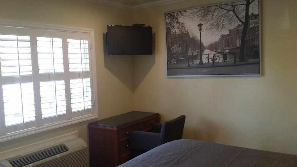 Travel Inn 20/27