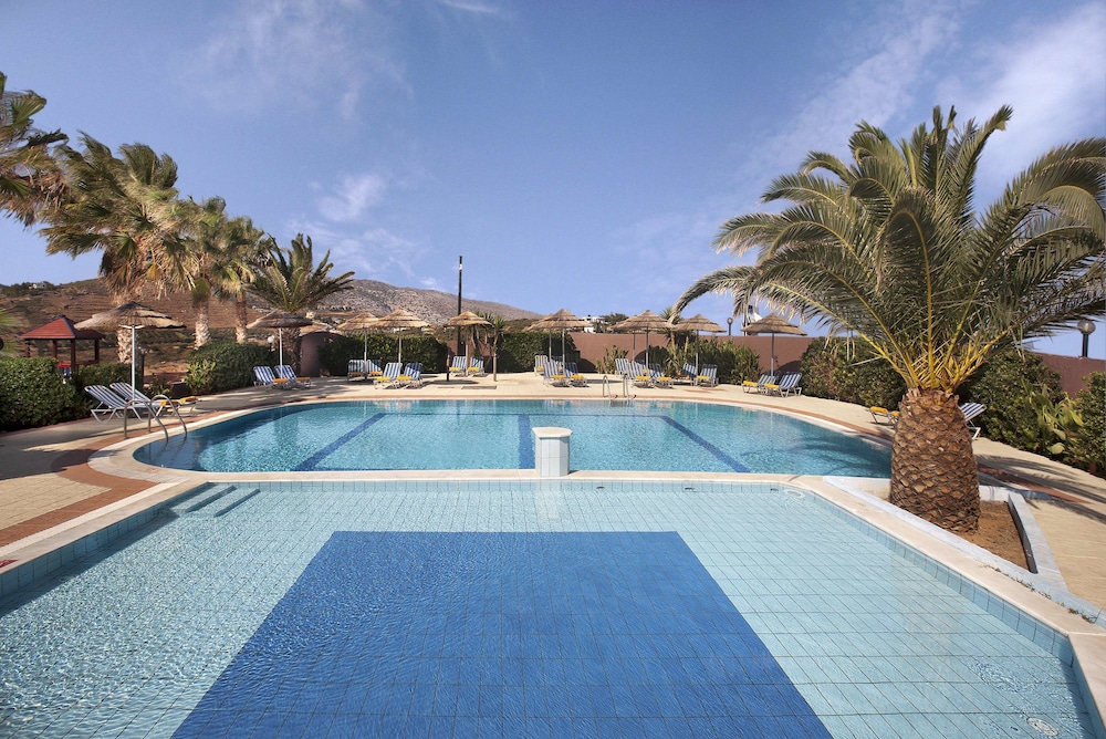 Blue Bay Resort Hotel 21/35