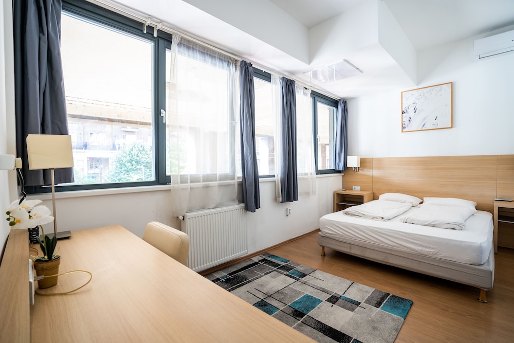 Absolut City Hostel Budapest 18/50