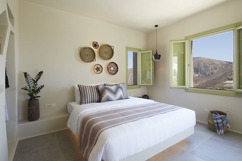 جناح جونيور بسرير كينج بإطلالة على البحر بحوض جاكوزي، Aeon Suites - Adults Only By Mr and Mrs White 2/4